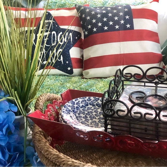 New! Large Black Iron Dinner Napkin Holder + Napkins - Picture 4 of 5